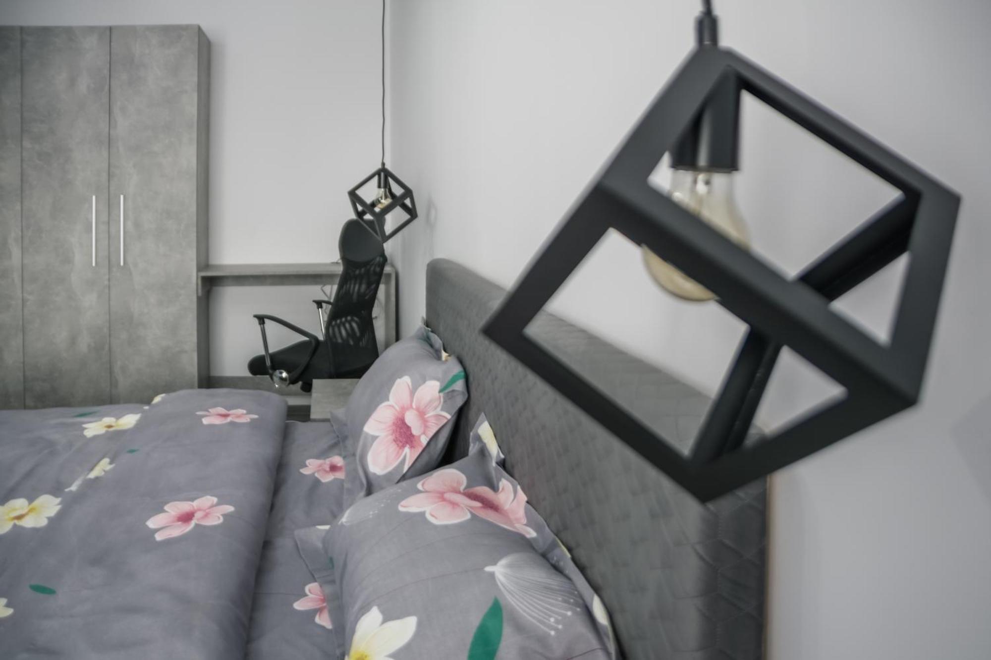 Garsoniera Anca Apartman Torda Kültér fotó