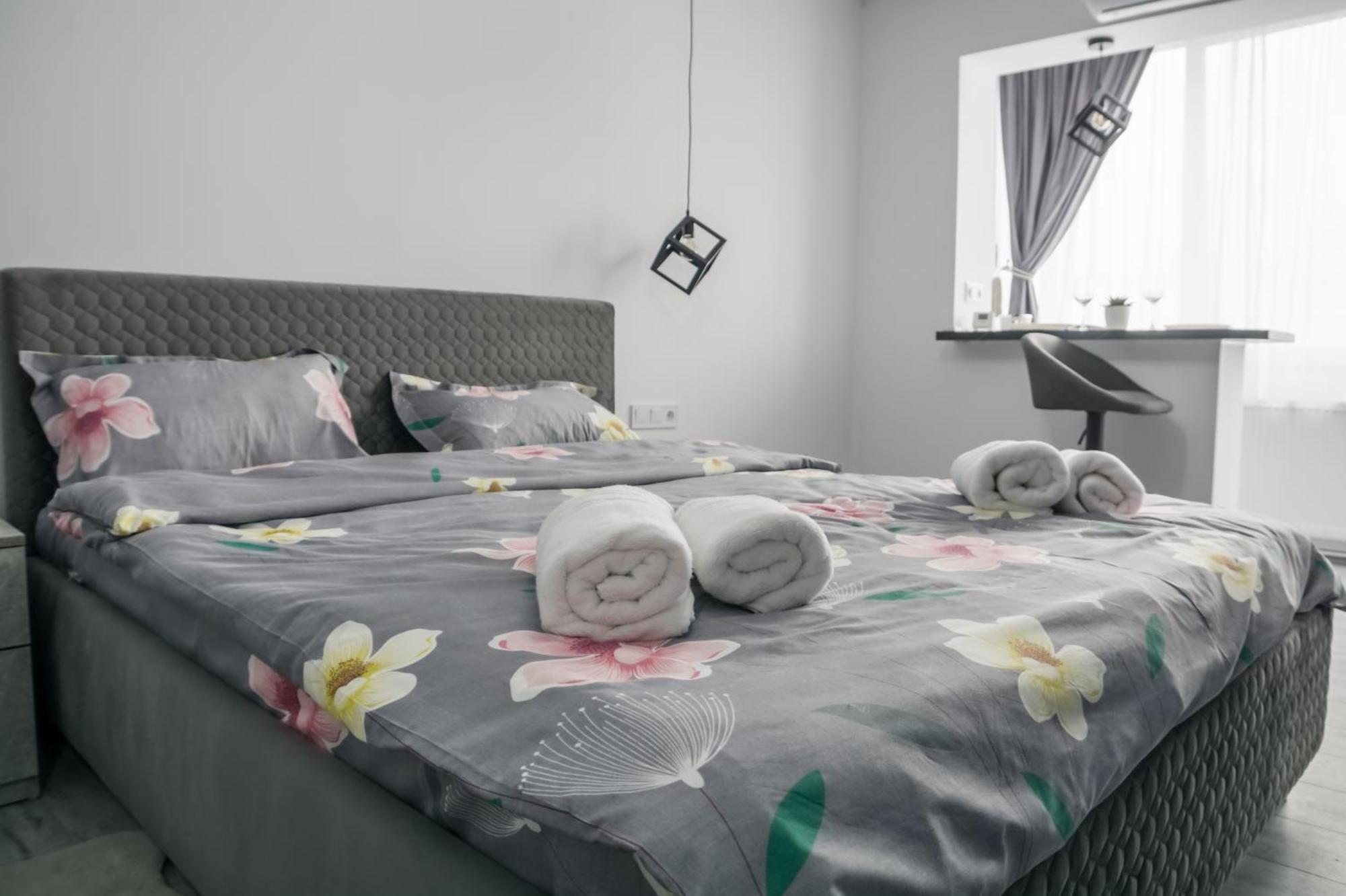 Garsoniera Anca Apartman Torda Kültér fotó