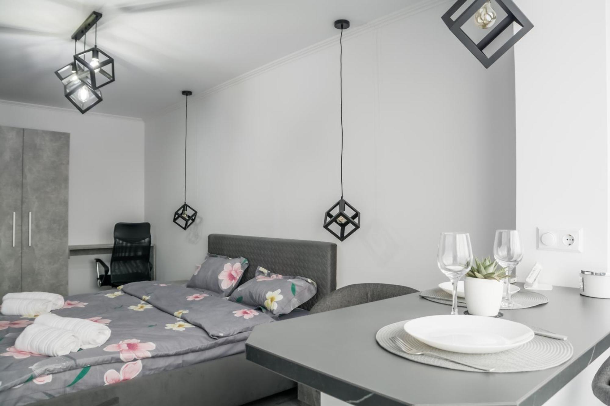 Garsoniera Anca Apartman Torda Kültér fotó