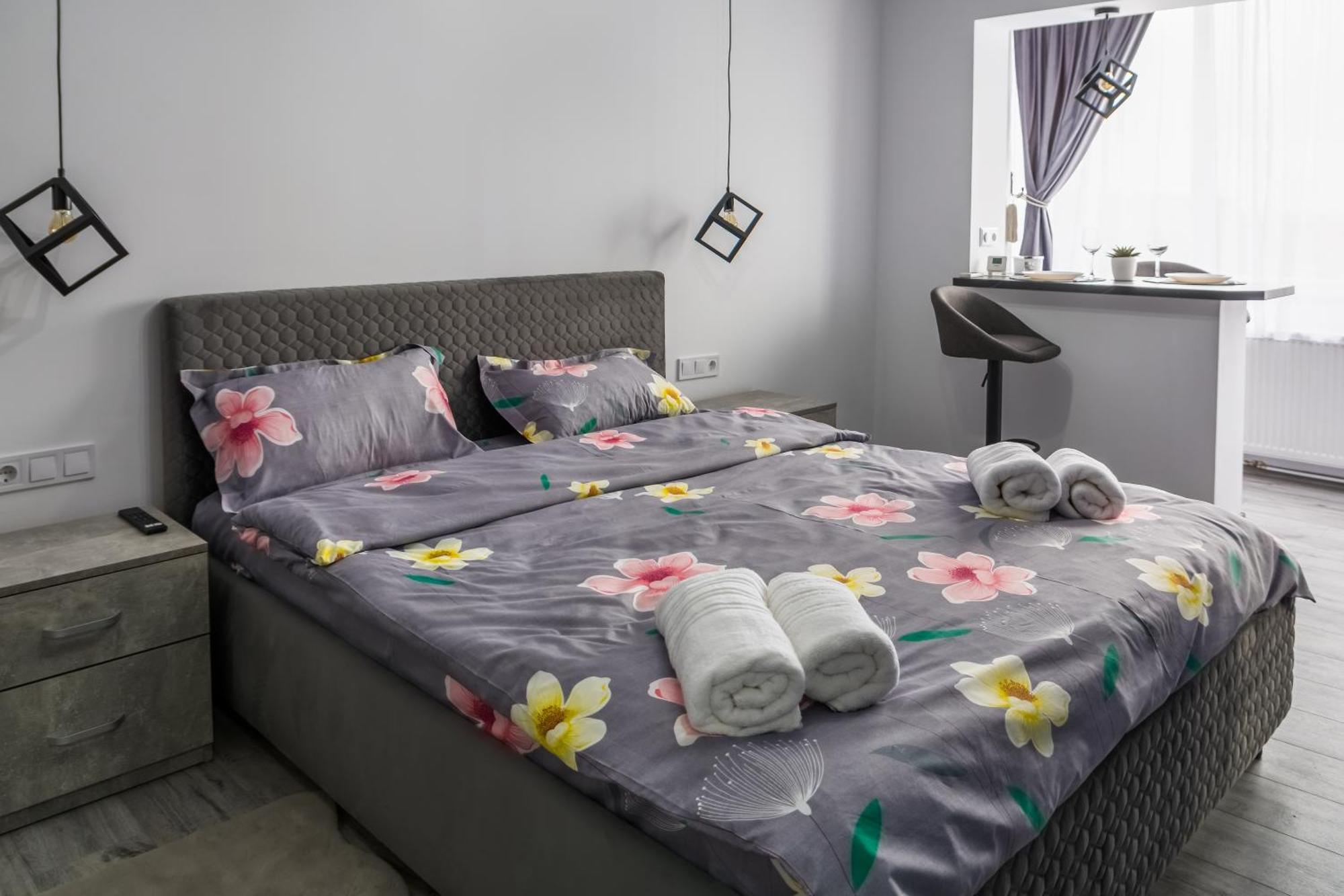 Garsoniera Anca Apartman Torda Kültér fotó