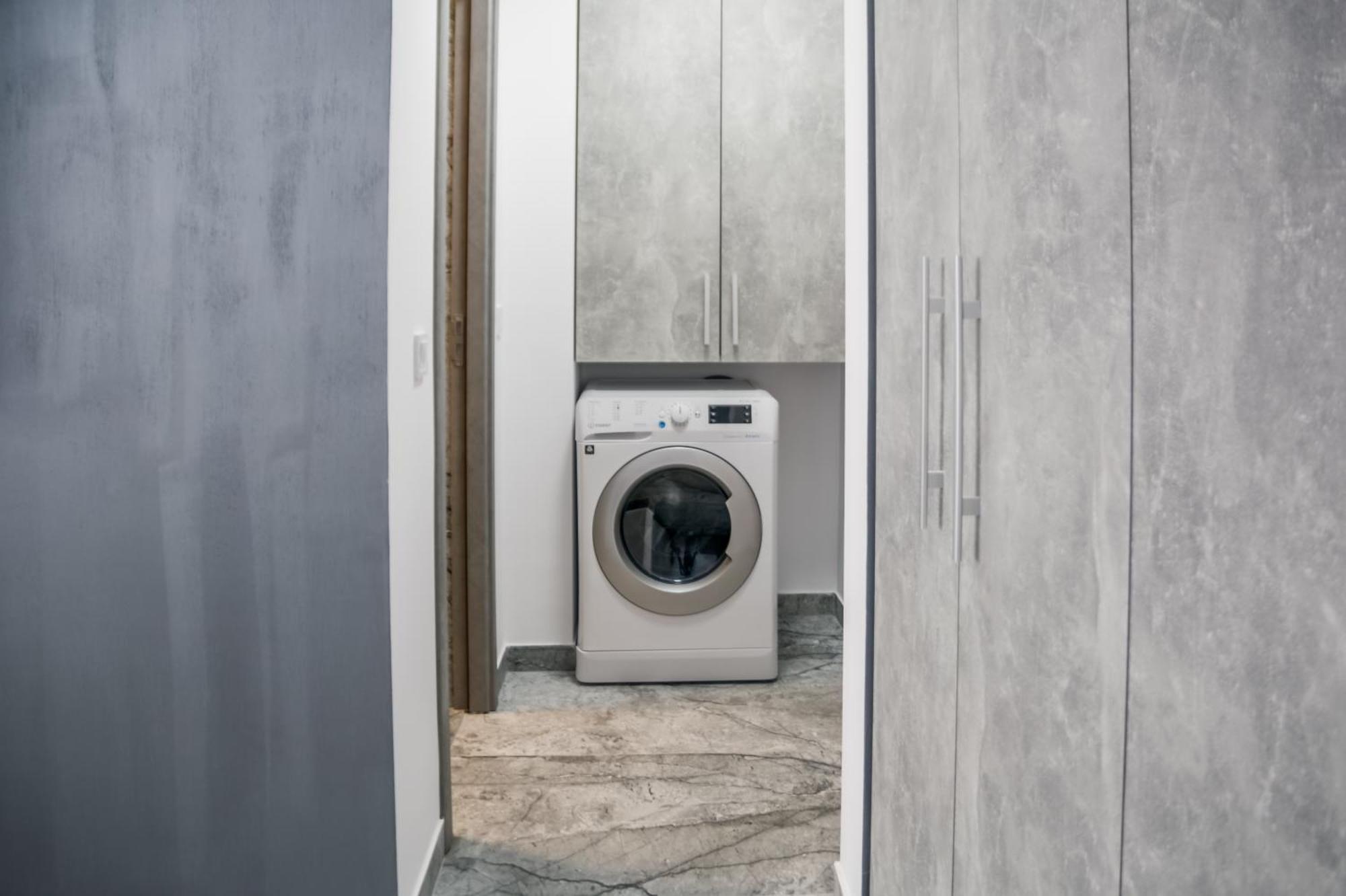Garsoniera Anca Apartman Torda Kültér fotó
