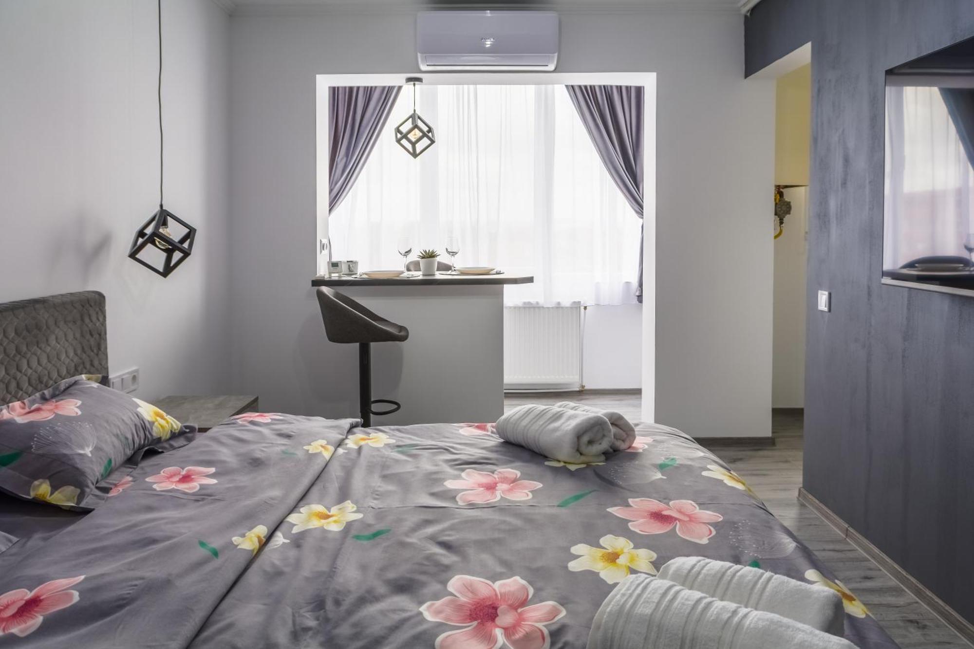 Garsoniera Anca Apartman Torda Kültér fotó